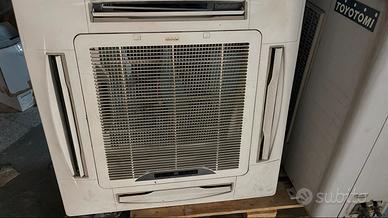 2 Condizonatori Toyotomi, inverter, 36.000 btu