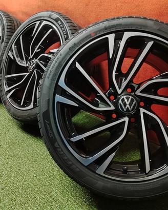 Cerchi VW Golf 8 7 GTE GTI GTD R Gomme 225 40 18