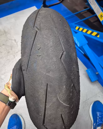 Pirelli sc1 sc2 120/70 180/60