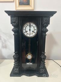 orologio a pendolo antico