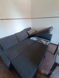 Divano grigio Ikea
