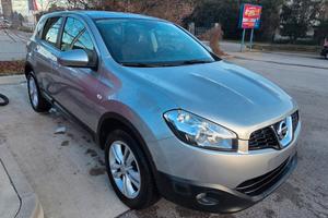 NISSAN QASHQAI 2012
