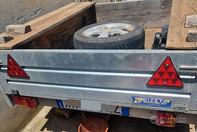 carrello con targa