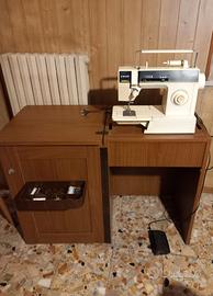 Macchina da cucire elettrica Singer con mobiletto