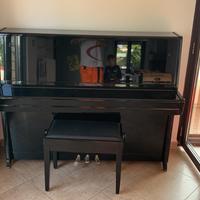 Pianoforte a muro Petrof