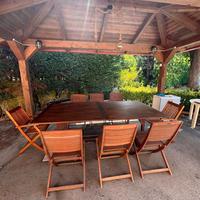 Set tavolo + 8 sedie in legno da esterno 🌿🍷