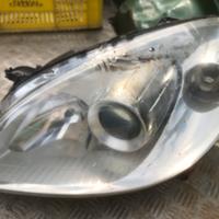 Faro anteriore Mercedes b 180