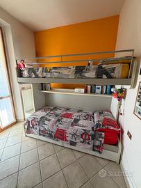 Letto a castello/soppalco + comodino