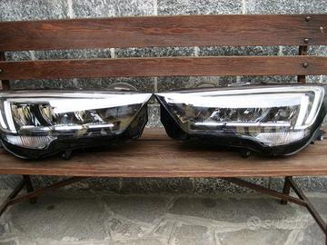 Fari per Opel Crossland X P17 1.2 (08, 68) - 1.2 