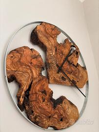 orologio da parete in legno di ulivo