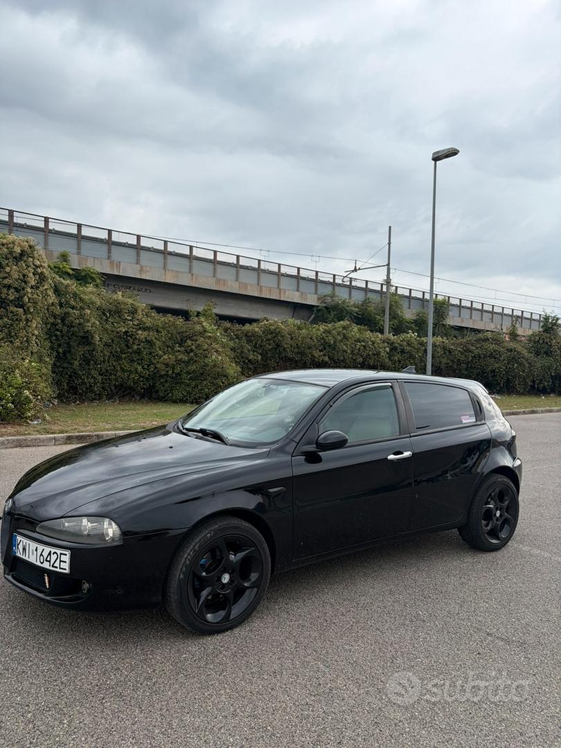 Alfa Romeo 147 2005 photo 4