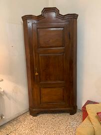 Angoliera arte povera