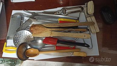 Lotto di utensili da cucina