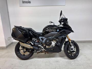 BMW S 1000 XR Triple Black