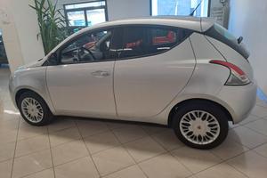 Lancia Ypsilon 1.2 69 CV 5 porte Gold