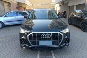 AUDI Q3 S line