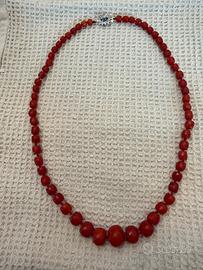Collana antica corallo rosso autentico chius. Oro