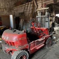 Carrello elevatore Linde H20D. Motore da rifare