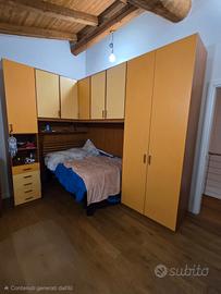 Cameretta seminuova a ponte angolare con letto a u