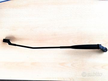 Braccio tergicristallo destro Fiat 500 anno 2022