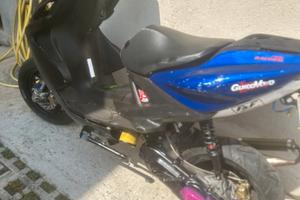 Yamaha aerox 50cc (70)