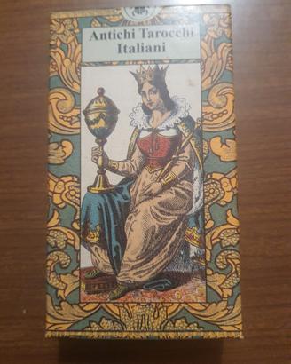 ANTICHI TAROCCH I ITALIANI - LO SCARABEO