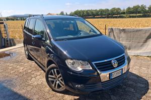 volkswagen touran tsi