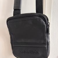 Borsa a tracolla Calvin Kein nera - come nuova