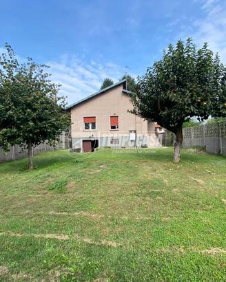 VILLA CON GIARDINO