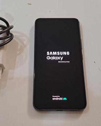 Samsung Galaxy S22 5G - 128GB Black - 8 Gb Ram