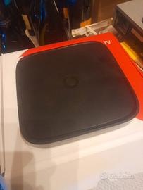 Vodafone Station Revolution e Vodafone TV box