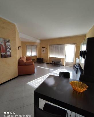 Appartamento di 90 m² con 4 locali a Sestri Levant