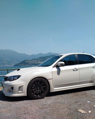 Subaru Impreza WRX STi close deck