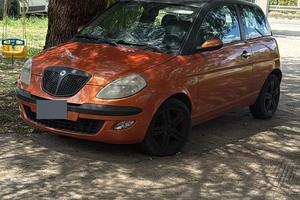 Lancia y