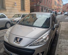 PEUGEOT 207 - 2011 75000km