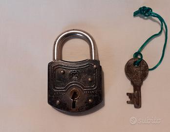 Lucchetto antico OAL da collezione