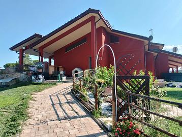 Strada Mugnano - Poggio Montorio villa