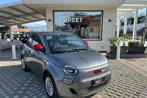 Fiat 500 500e Berlina 42 kWh Red Edition