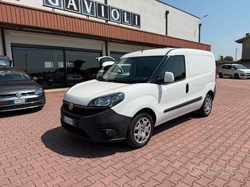 Fiat Doblo Doblò 1.4 T-Jet Natural Power PC-TN Car