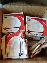 STOCK LAMPADE LED DA INCASSO SCATOLE ROVINATE 25PZ