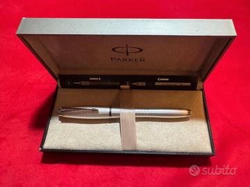 Penna Parker Urban Premium
