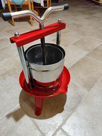 Torchio  premitutto macina frutta mecnosud