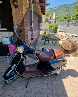 Vespa lx 125 ie