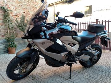 Honda CrossRunner - 2011