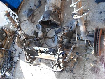 MONTANTE  SCATOLA GUIDA  AMMOLTIZATORE BMW X3
