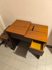 Mobiletto per macchina da cucire a scomparsa 