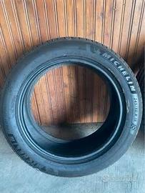 Gomme  245/50 R 19 105W