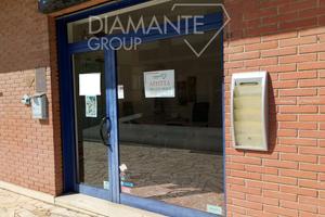 Locale commerciale in posizione strategica