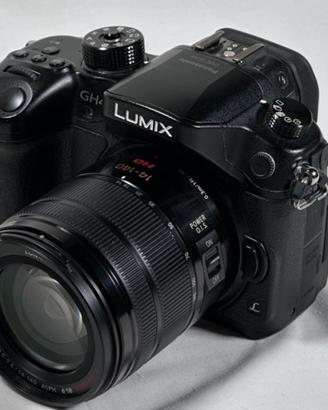 Panasonic GH4 4K + Lumix 14-140 stabilizzato