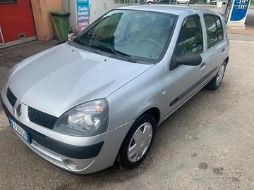 Renault Clio 1.2 16V cat 5 porte Confort Authentiq